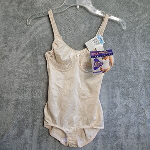 Bali Thinner By Inches 1 Piece sz 34 B all in one firm control snap crotch NEW